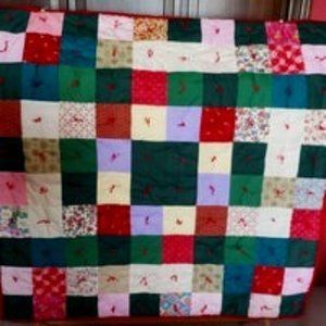 Multicolor patchwork quilt 39 inches square